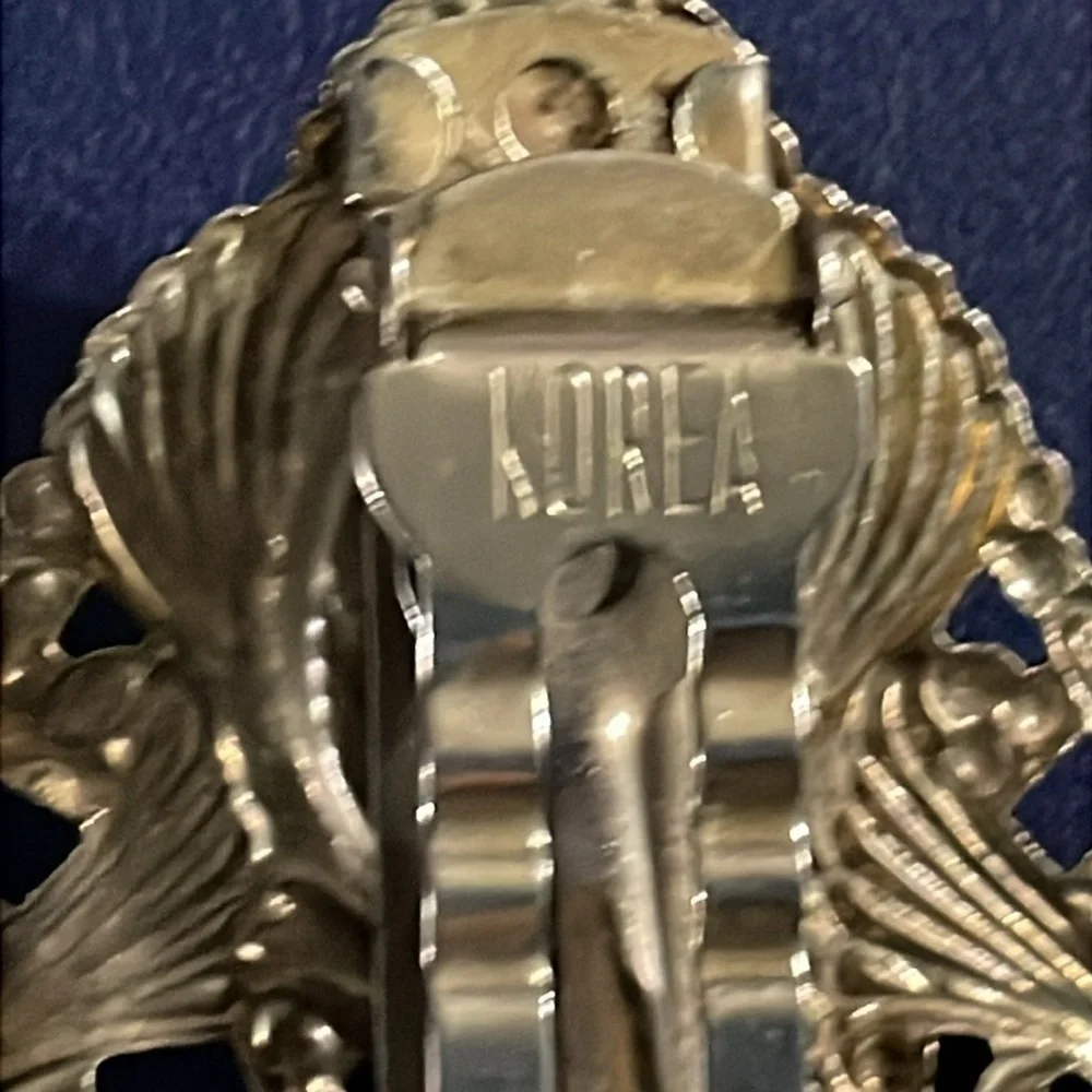 Vintage Korea golden filigree faux pearl metal hair clip